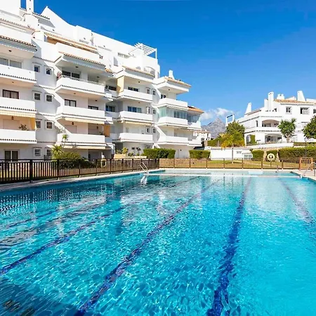 アパート Marbella Home Rentals - Puerto Banus, Spacious 3Br Apartment マルベーリャ