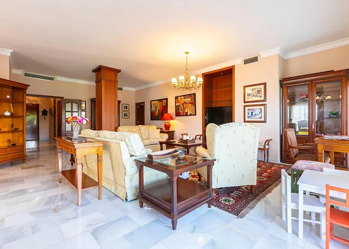 - Puerto Banus, Spacious 3br * Marbella
