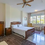 - Puerto Banus, Spacious 3br Apartman *